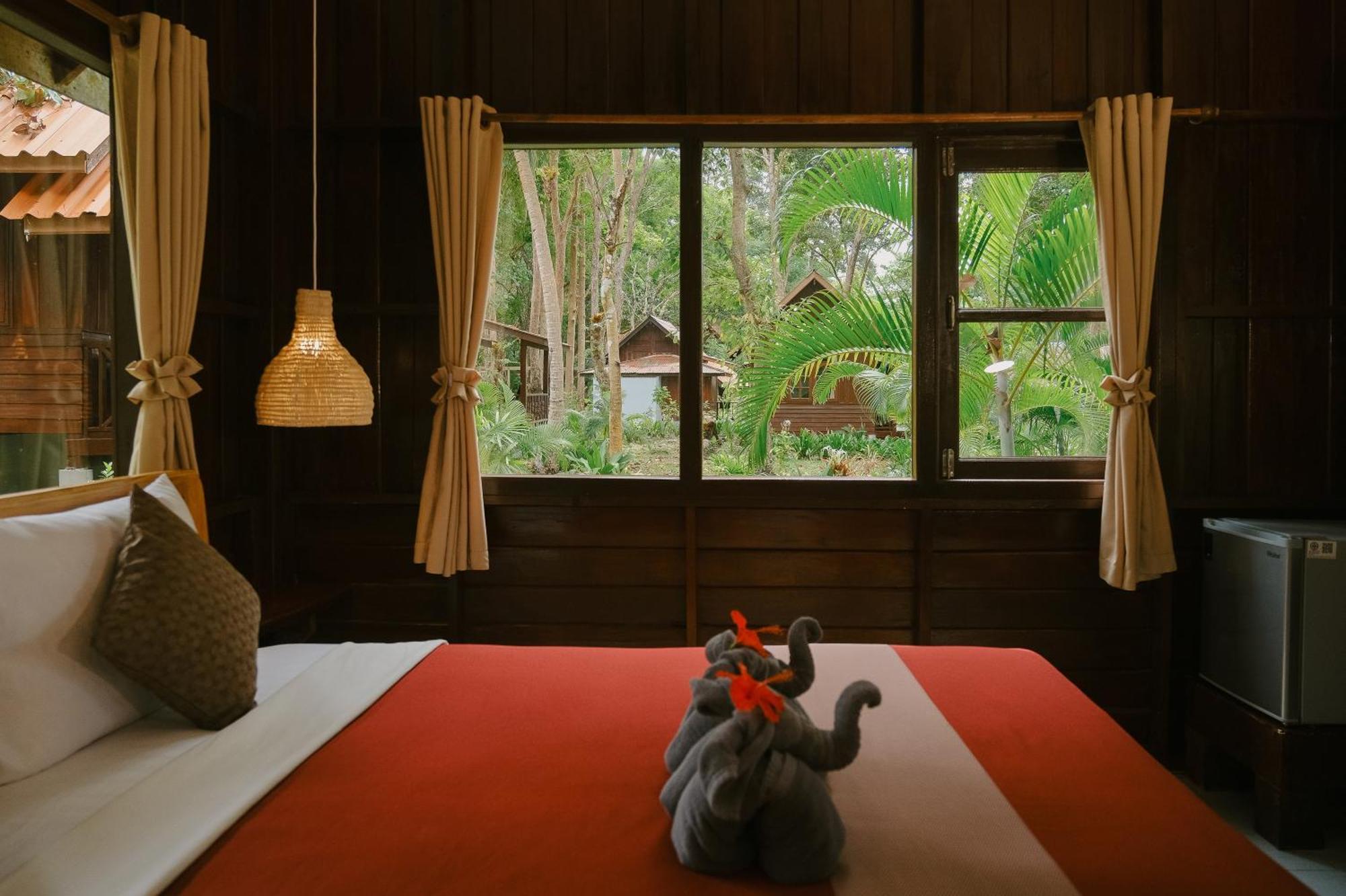 Joy Bungalow Resort And Restaurant Koh Jum Exterior foto
